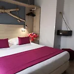 Atoll Restaurant