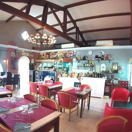Atoll Restaurant 3*