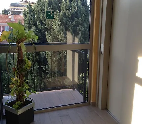 ホテル Atoll Restaurant Fréjus