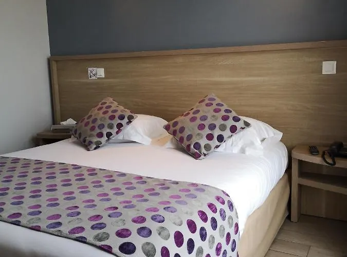 ホテル Atoll Restaurant Fréjus